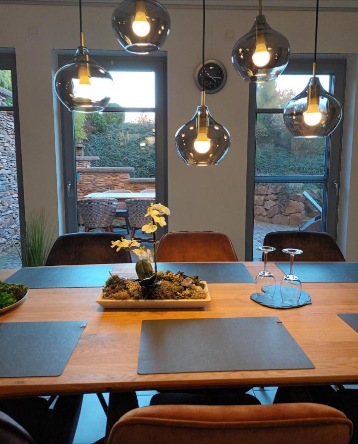 Attraktive Wohnung-Elztalidyll-Zwischen Mosel,Nuerburgring Und Burg Eltz Kollig المظهر الخارجي الصورة