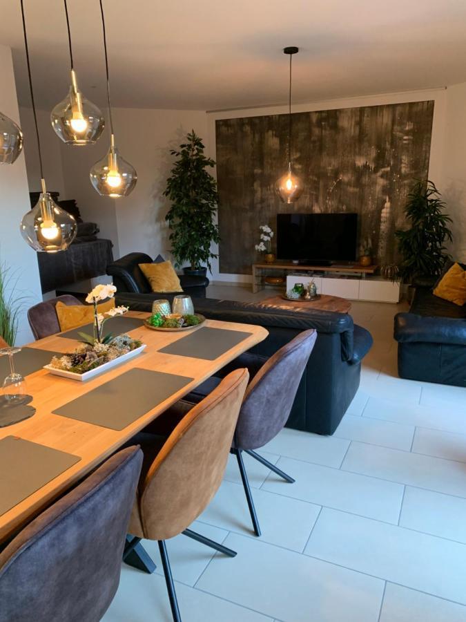Attraktive Wohnung-Elztalidyll-Zwischen Mosel,Nuerburgring Und Burg Eltz Kollig المظهر الخارجي الصورة