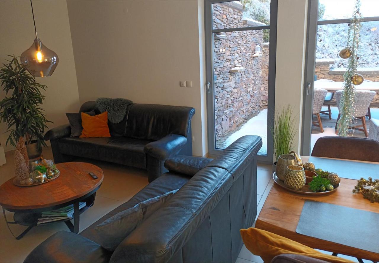 Attraktive Wohnung-Elztalidyll-Zwischen Mosel,Nuerburgring Und Burg Eltz Kollig المظهر الخارجي الصورة